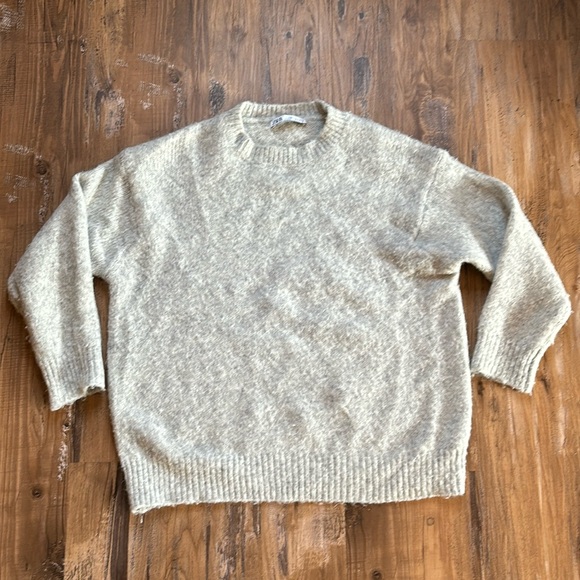 Zara Sweaters - Zara Gray Fuzzy Sweater